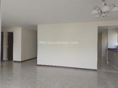 Apartamento de 3 alcobas en venta en Laureles, Medellín, 144 m² · foto 4 de 19