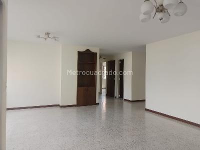 Apartamento de 3 alcobas en venta en Laureles, Medellín, 144 m² · foto 5 de 19