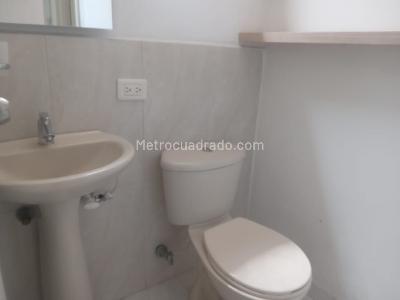 Apartamento de 3 alcobas en venta en Belen, Medellín, 85 m² · foto 10 de 12
