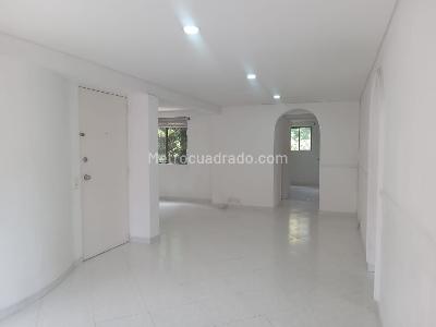 Apartamento de 3 alcobas en venta en Belen, Medellín, 85 m² · foto 2 de 12