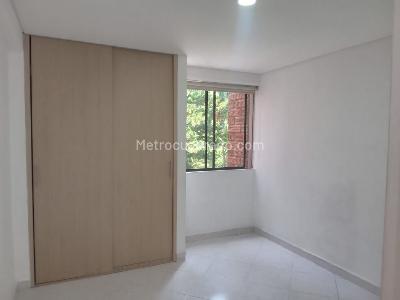 Apartamento de 3 alcobas en venta en Belen, Medellín, 85 m² · foto 9 de 12