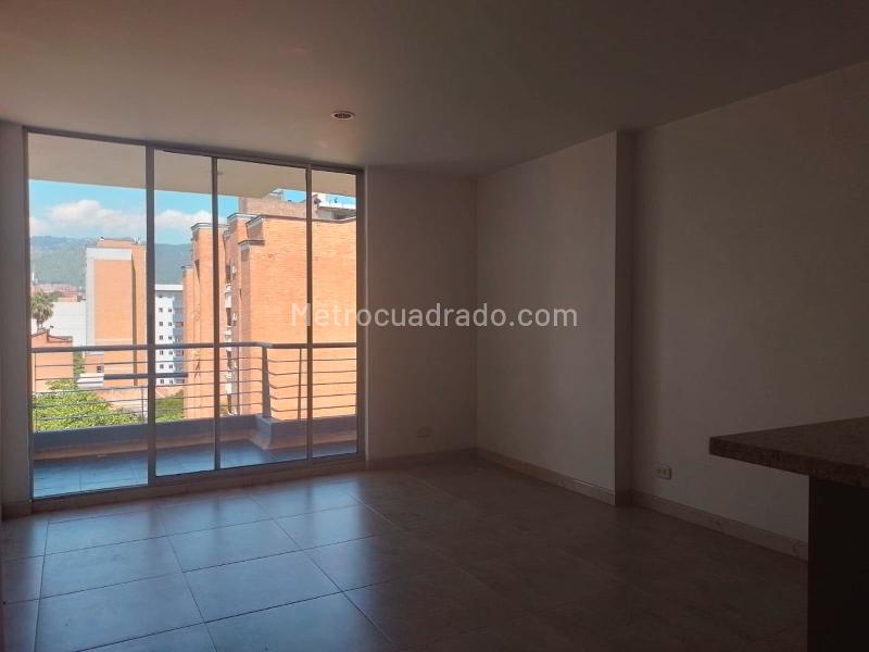 Cozy 2BR Apartment in Laureles - 3