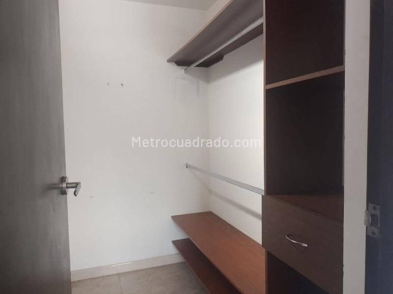 Cozy 2BR Apartment in Laureles - 9
