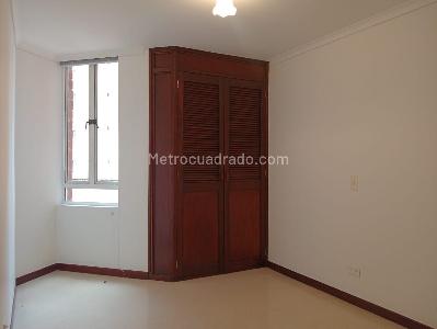 Apartamento de 3 alcobas en venta en Laureles, Medellín, 96 m² · foto 14 de 17