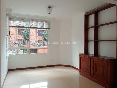 Apartamento de 3 alcobas en venta en Laureles, Medellín, 96 m² · foto 2 de 17