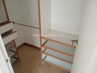 Apartamento de 3 alcobas en venta en Laureles, Medellín, 110 m² · foto 16 de 19