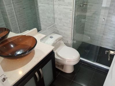 Apartamento de 3 alcobas en venta en Laureles, Medellín, 110 m² · foto 18 de 19