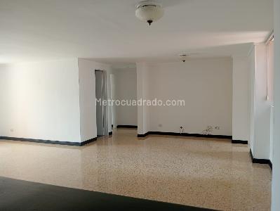 Apartamento de 3 alcobas en venta en Laureles, Medellín, 110 m² · foto 3 de 19