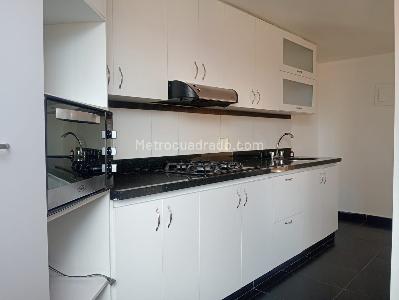 Apartamento de 3 alcobas en venta en Laureles, Medellín, 110 m² · foto 7 de 19