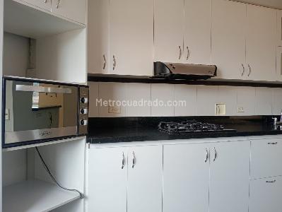 Apartamento de 3 alcobas en venta en Laureles, Medellín, 110 m² · foto 8 de 19