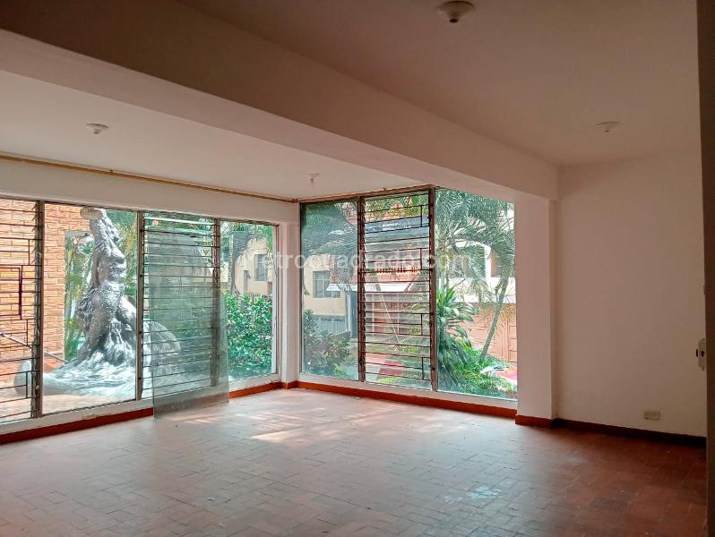 1BR Apartment in LAURELES (30 m²) - 3