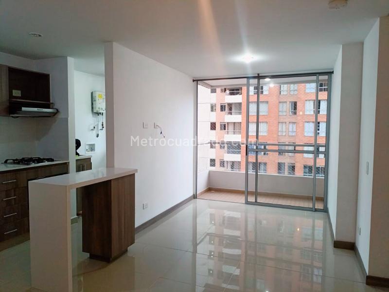 3BR Apartment for Rent in Itagüí (65 m²) - 2