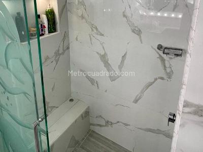 Apartamento de 3 alcobas en venta en Laureles, Medellín, 134 m² · foto 15 de 18
