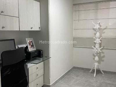 Apartamento de 3 alcobas en venta en Laureles, Medellín, 134 m² · foto 7 de 18