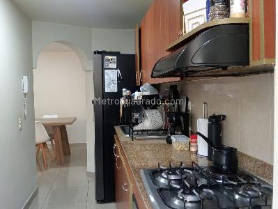 Apartamento en venta en Laureles, Medellín · foto 8 de 20
