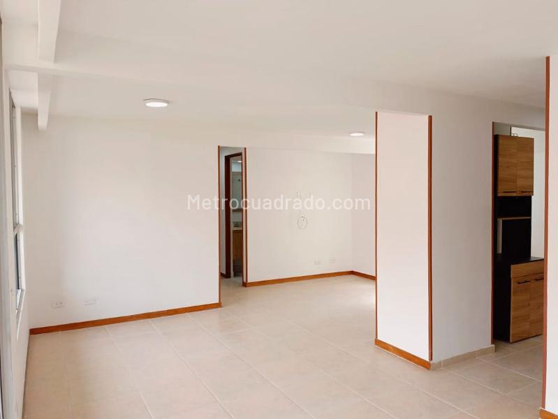3BR Apartment Near Commercial Centers in Belen - 2