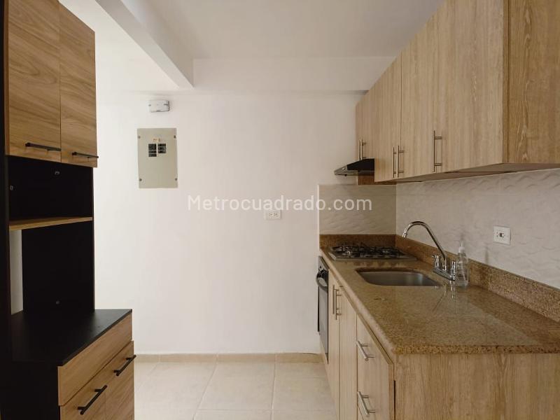 3BR Apartment Near Commercial Centers in Belen - 4