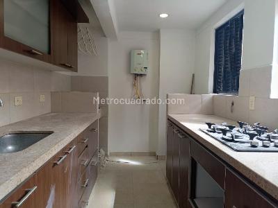 Apartamento en arriendo en Belen, Medellín · foto 4 de 11