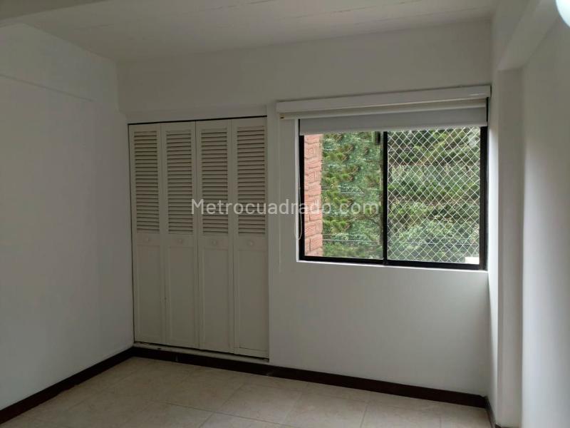 3BR Apartment for Rent in Belún with Balcony & Covered Parking - 8