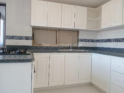 Apartamento en arriendo en Laureles, Medellín · foto 8 de 20