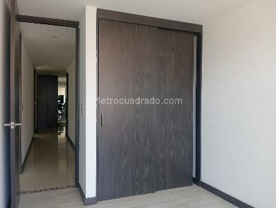 Apartamento de 3 alcobas en venta en Laureles, Medellín, 110 m² · foto 12 de 20