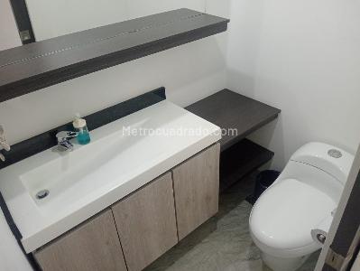 Apartamento de 3 alcobas en venta en Laureles, Medellín, 110 m² · foto 18 de 20