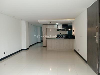 Apartamento de 3 alcobas en venta en Laureles, Medellín, 110 m² · foto 2 de 20