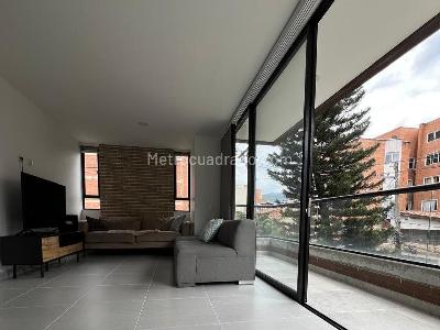 Apartamento de 3 alcobas en arriendo en Laureles, Medellín, 95 m² · foto 2 de 15
