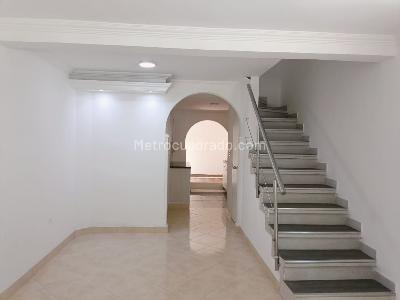 Casa de 4 alcobas en venta en Belen, Medellín, 110 m² · foto 2 de 19