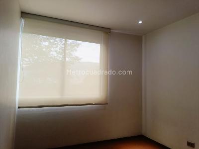 Apartamento de 2 alcobas en arriendo en Belen, Medellín, 80 m² · foto 13 de 17