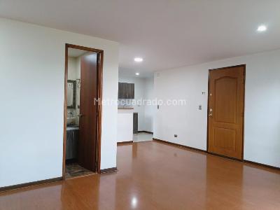 Apartamento de 2 alcobas en arriendo en Belen, Medellín, 80 m² · foto 3 de 17