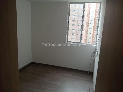 Apartamento en arriendo en Laureles, Medellín · foto 11 de 19