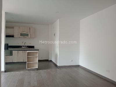 Apartamento en arriendo en Laureles, Medellín · foto 3 de 19