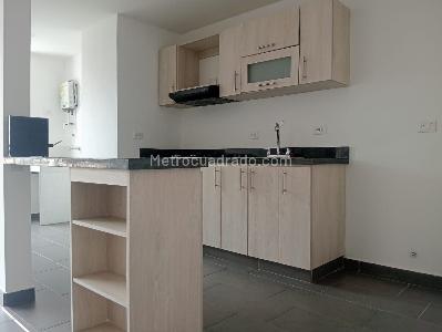 Apartamento en arriendo en Laureles, Medellín · foto 5 de 19