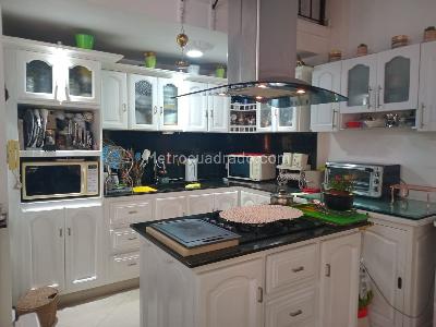 Apartamento de 4 alcobas en venta en Laureles, Medellín, 205 m² · foto 8 de 20