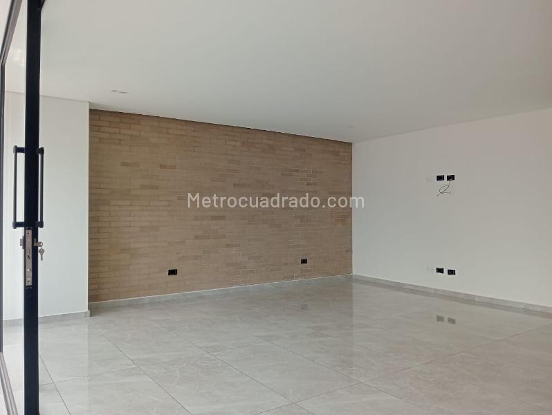 Apartamento Exterior de 3 Alcobas y 3 Baños en Las Acacias, Laureles - 2