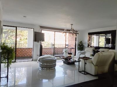 Apartamento de 2 alcobas en venta en Belen, Medellín, 122 m² · foto 3 de 18