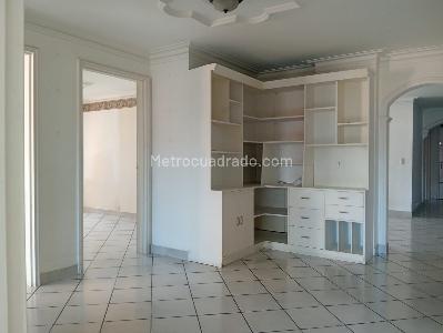Apartamento en venta en Laureles, Medellín · foto 4 de 19
