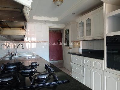 Apartamento en venta en Laureles, Medellín · foto 7 de 19