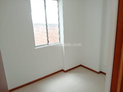 Apartamento en arriendo en Laureles, Medellín · foto 11 de 14