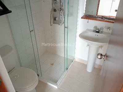 Apartamento en arriendo en Laureles, Medellín · foto 13 de 14