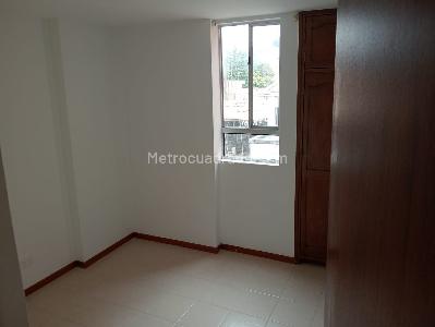 Apartamento en arriendo en Laureles, Medellín · foto 9 de 14
