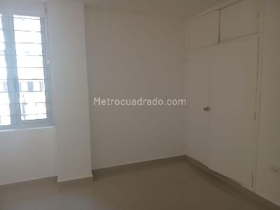 Apartamento en arriendo en Laureles, Medellín · foto 10 de 13