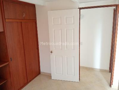 Apartamento de 2 alcobas en arriendo en Laureles, Medellín, 56 m² · foto 9 de 16