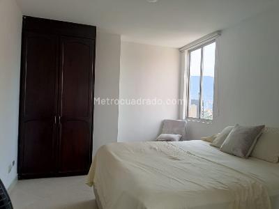 Apartamento de 4 alcobas en venta en Belen, Medellín, 245 m² · foto 10 de 16