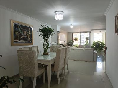 Apartamento de 4 alcobas en venta en Belen, Medellín, 245 m² · foto 4 de 16
