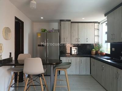 Apartamento de 4 alcobas en venta en Belen, Medellín, 245 m² · foto 6 de 16