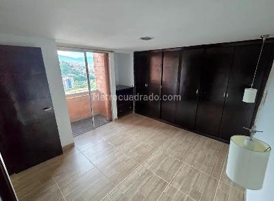 Apartamento en venta en Belen, Medellín · foto 11 de 16