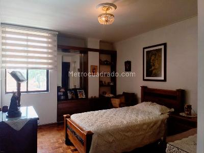 Apartamento de 3 alcobas en venta en Laureles, Medellín, 108 m² · foto 10 de 14