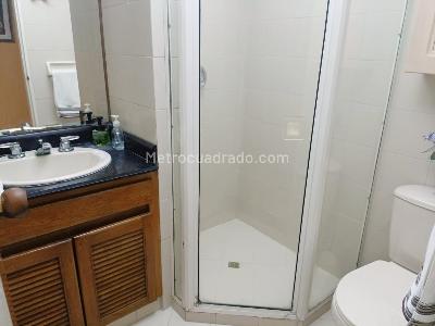 Apartamento de 3 alcobas en venta en Laureles, Medellín, 108 m² · foto 13 de 14